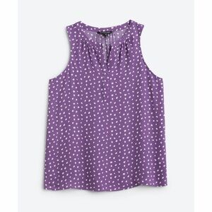 41 Hawthorn
Mclean Split Neck Sleeveless Blouse